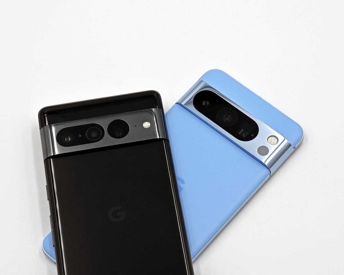 Two Google Pixel Android phones, a black Pixel 7 Pro and a blue Pixel 8 Pro, used to run IPTV apps on the go